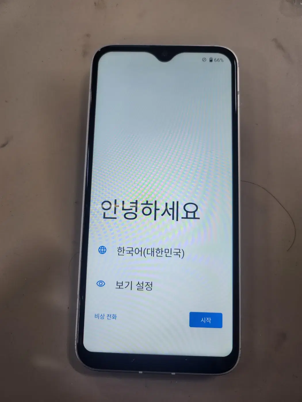 젬폰 포켓몬2 128GB 화이트 깨끗한 단말기 입니다.